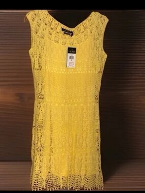 Yellow Lauren Ralph Lauren crochet lace dress, Women’s size Medium, NWTs